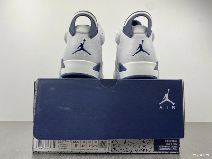 One Kick (2022) Navy Jordan CT8529-141 Retro 6 Midnight 0707
